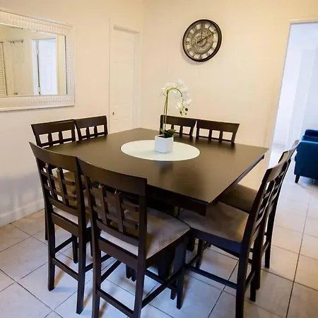 3 Bedroom Miami Home 15 Minutes To The Beach Exterior photo